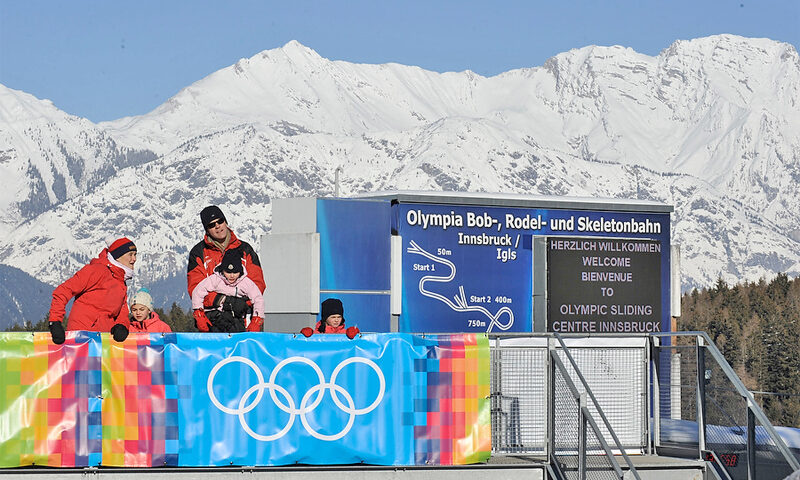 Două clasări în primii 10 la JOT